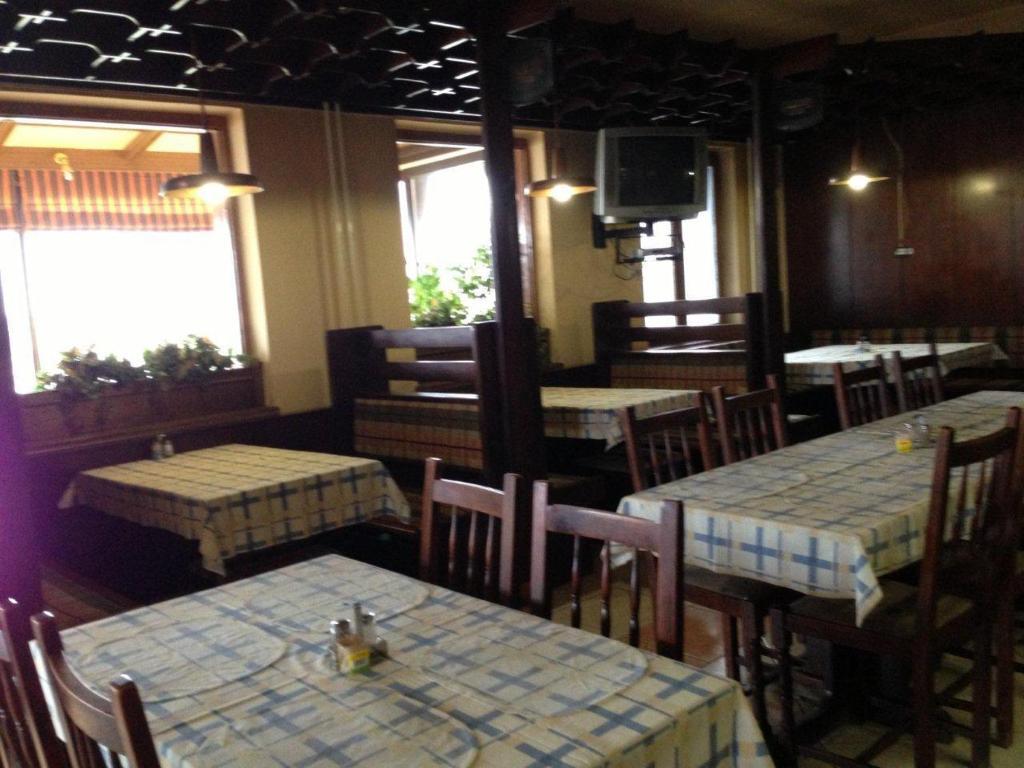 Panorama Panzio Bed & Breakfast Tatabanya Bagian luar foto